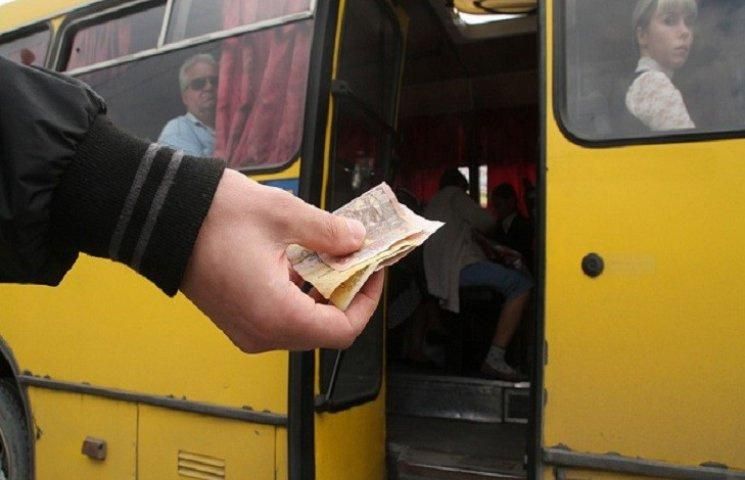 Проїзд у маршрутках Києва подорожчає до 9 гривень