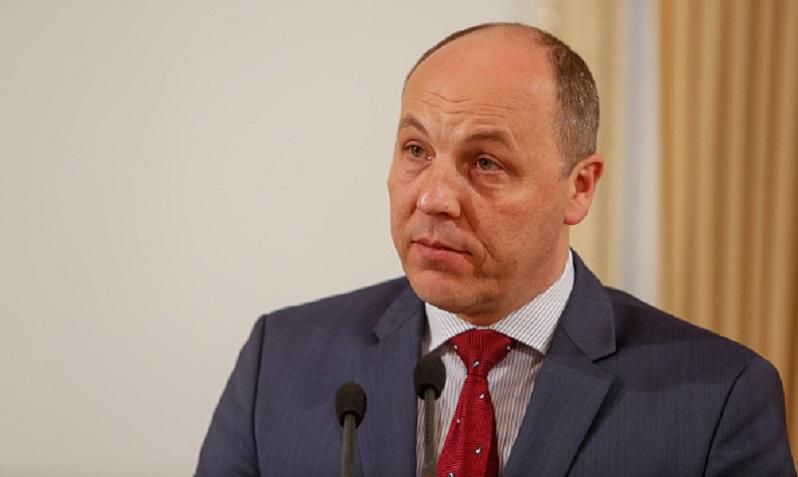 Парубій зробив грізну заяву з приводу мовного питання Парубій зробив грізну заяву з приводу мовного питання