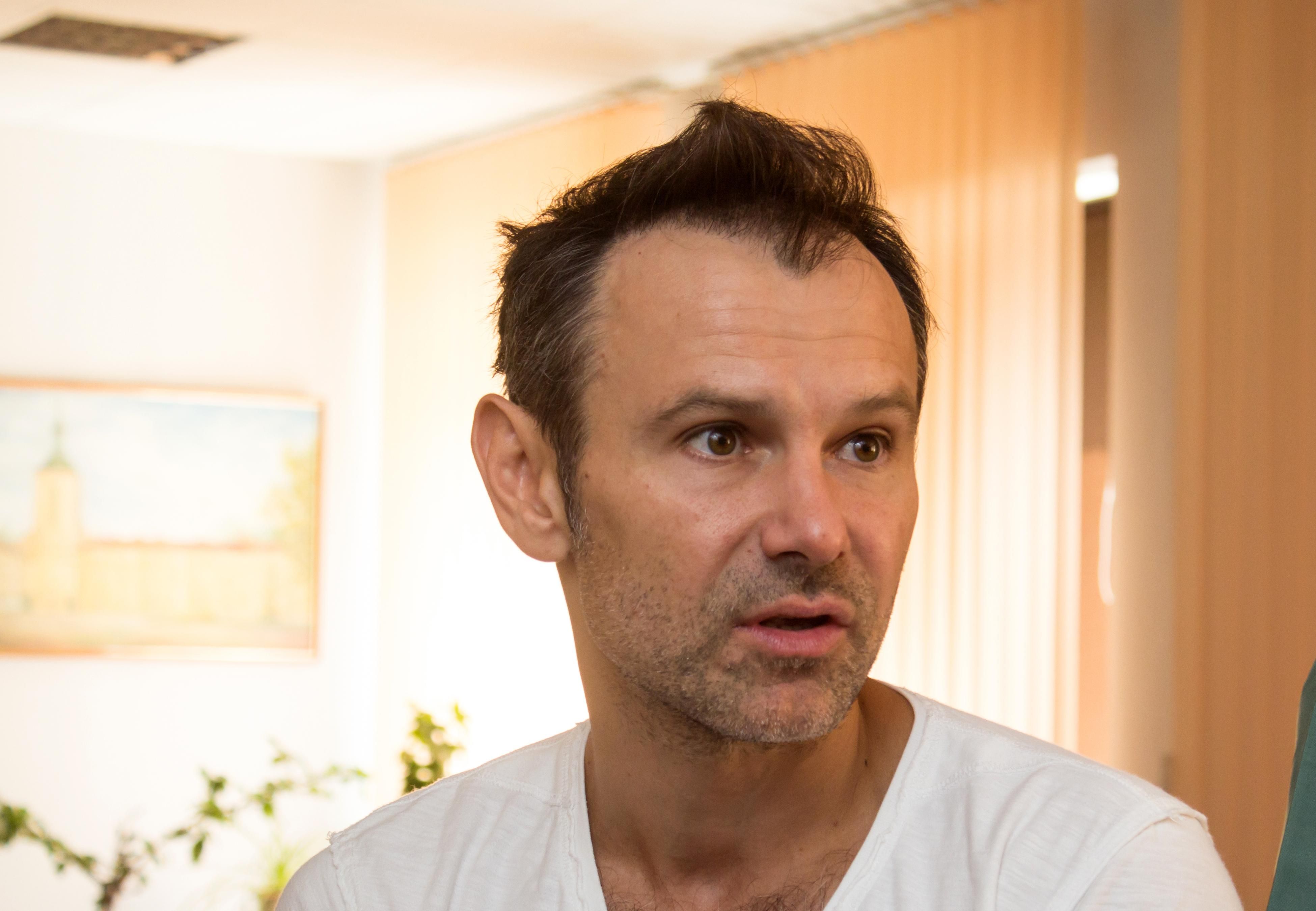 Вакарчук президент Украины: видео - комментариий Вакарчука Вакарчук президент Украины: видео - комментариий Вакарчука