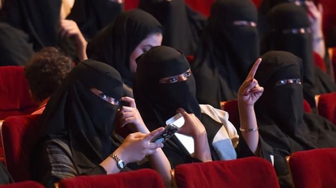 У Саудівській Аравії вперше за 35 років зняли заборону з кінотеатрів