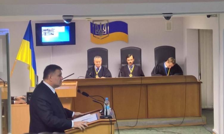 Аваков згадав свою останню розмову з Януковичем