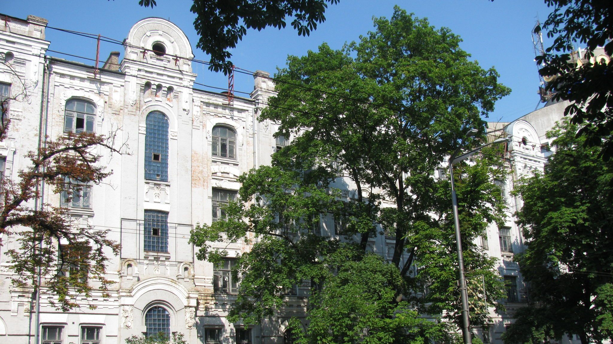 У Києві з молотка продали історичний будинок часів УНР