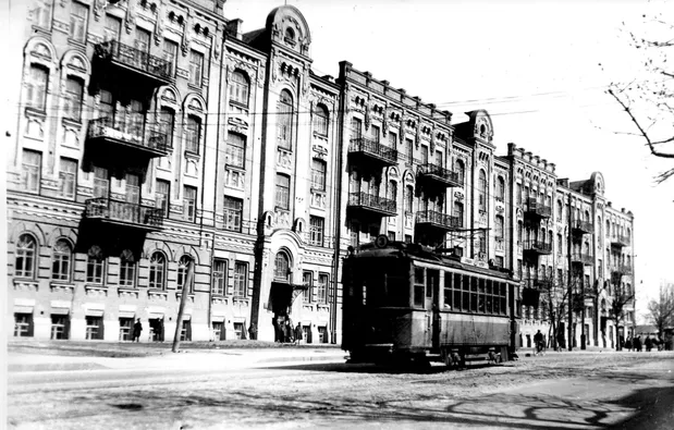 Будинок готелю Військово-Микольського монастиря Будинок готелю Військово-Микольського монастиря