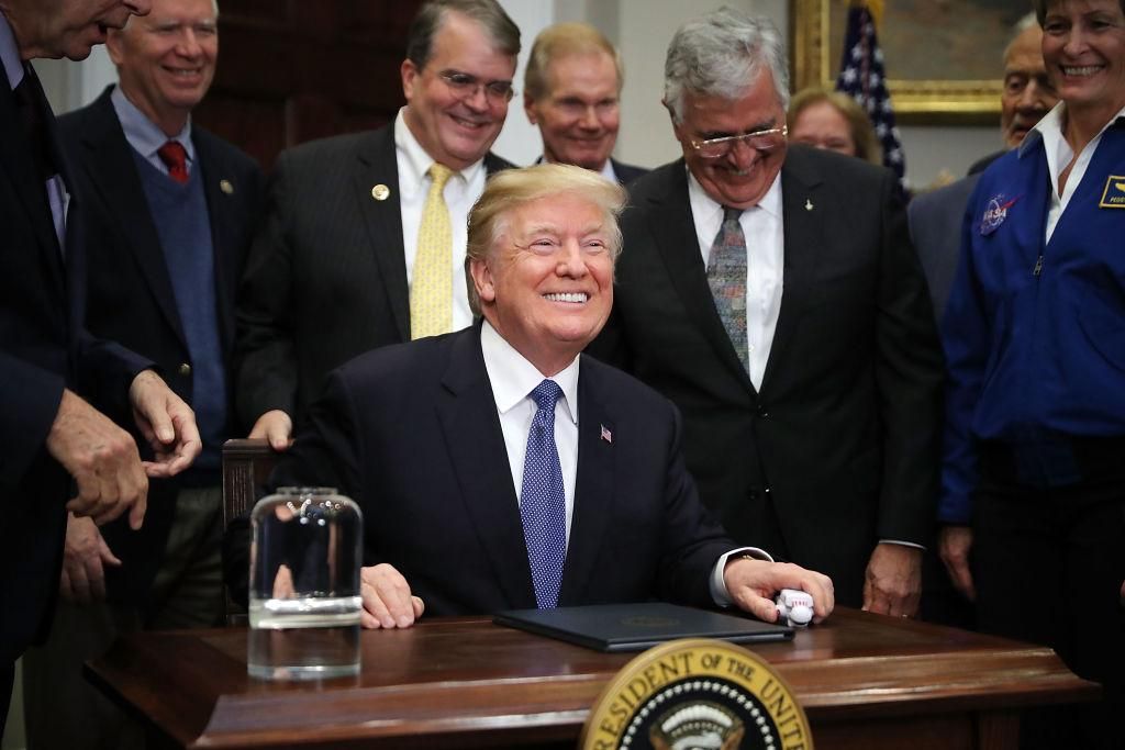 Яку допомогу схвалив Трамп для України: детальне пояснення від сенатора Яку допомогу схвалив Трамп для України: детальне пояснення від сенатора