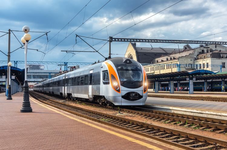 "Укрзалізниця" тимчасово призупиняє послугу повернення квитків через інтернет "Укрзалізниця" тимчасово призупиняє послугу повернення квитків через інтернет