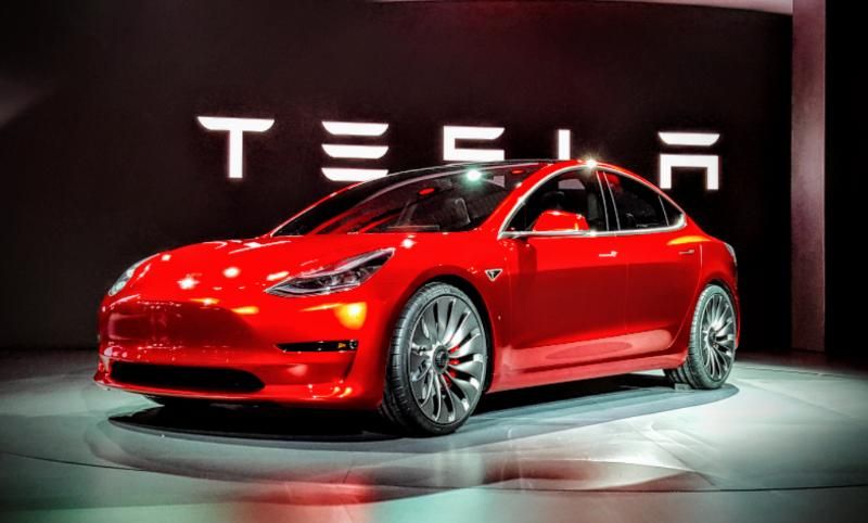 90% Tesla сходит с конвейера с дефектами, – Reuters
