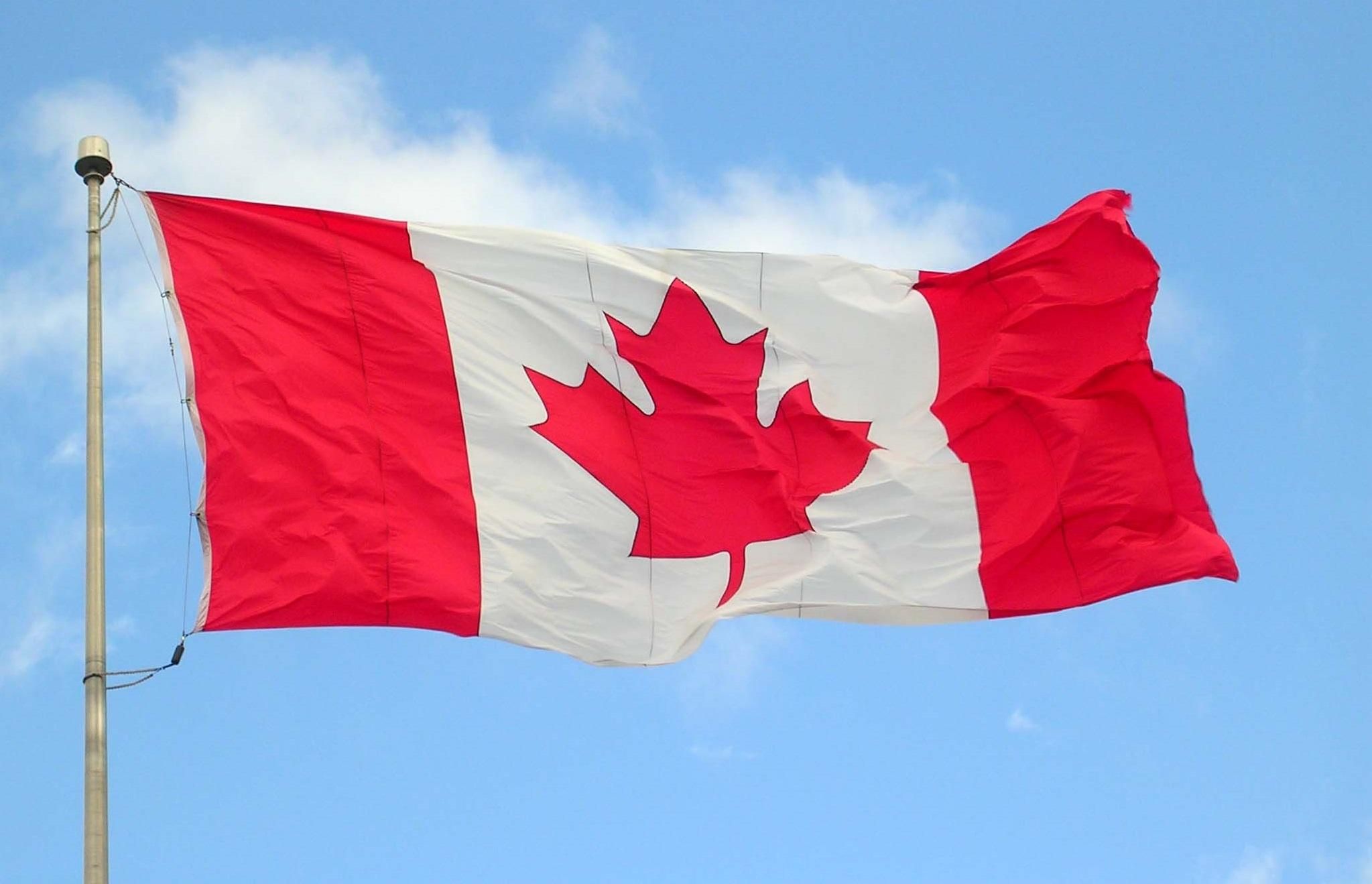 Канада разрешила экспорт оружия в Украину Канада разрешила экспорт оружия в Украину