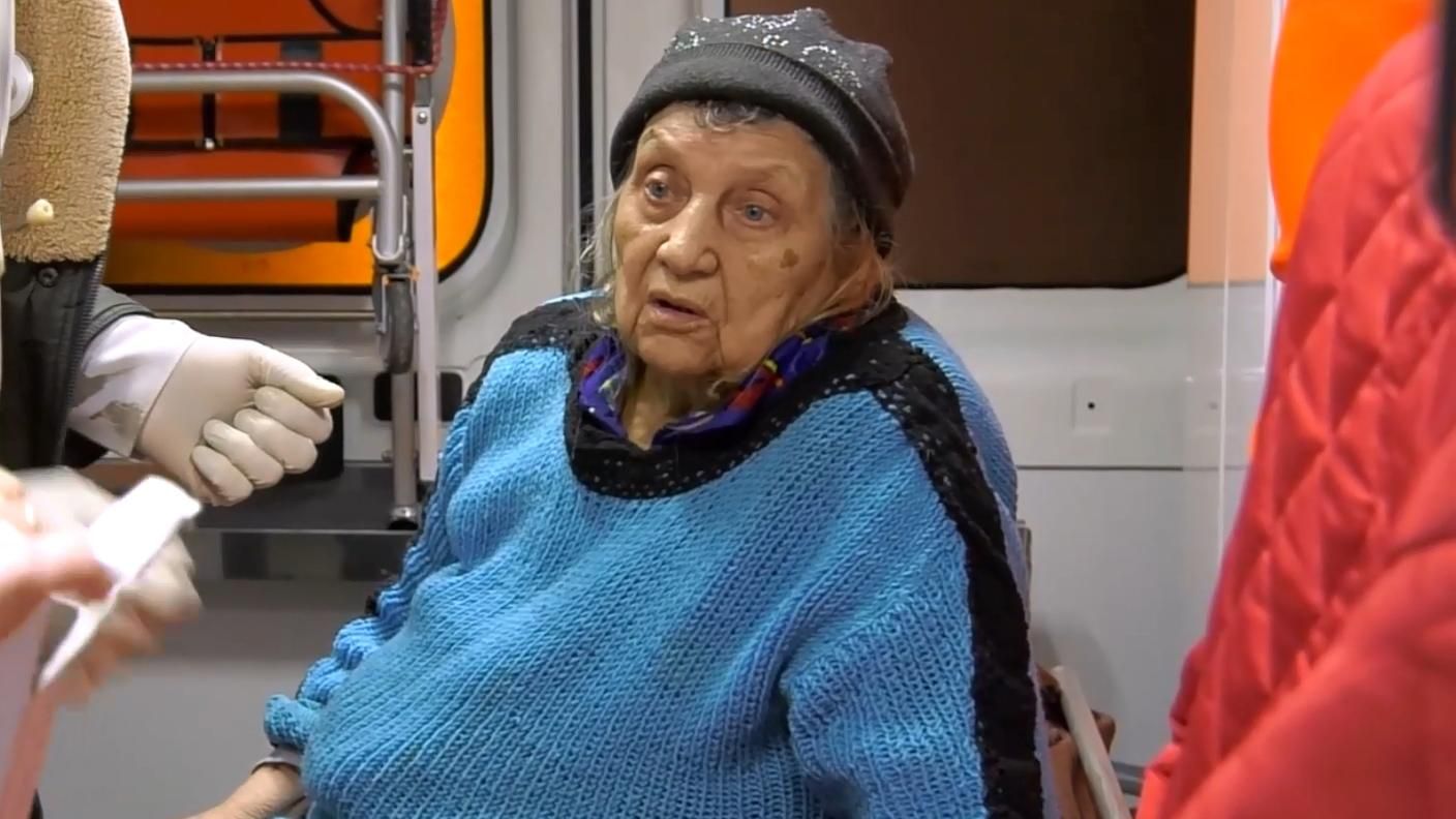 Из России выдворили больную 86-летнюю украинку, которая не может самостоятельно передвигаться