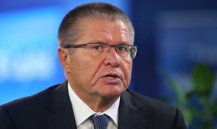 Колишнього російського міністра Улюкаєва суд визнав винним у хабарництві Колишнього російського міністра Улюкаєва суд визнав винним у хабарництві