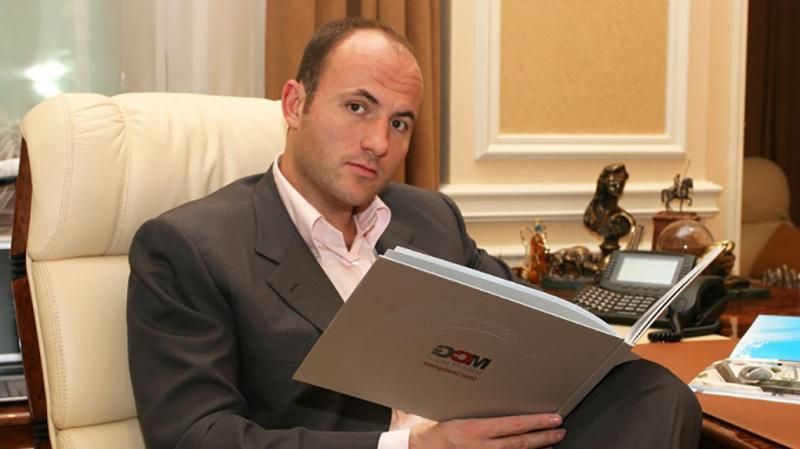 Российский миллионер отказался от гражданства РФ в пользу украинского Российский миллионер отказался от гражданства РФ в пользу украинского