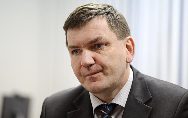 Інтерпол більше не розшукує Януковича і його оточення: названо причину