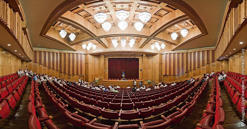 Гомофобія РФ у Франківську: міськрада вимагає заборонити "пропаганду гомосексуалізму" Гомофобія РФ у Франківську: міськрада вимагає заборонити "пропаганду гомосексуалізму"