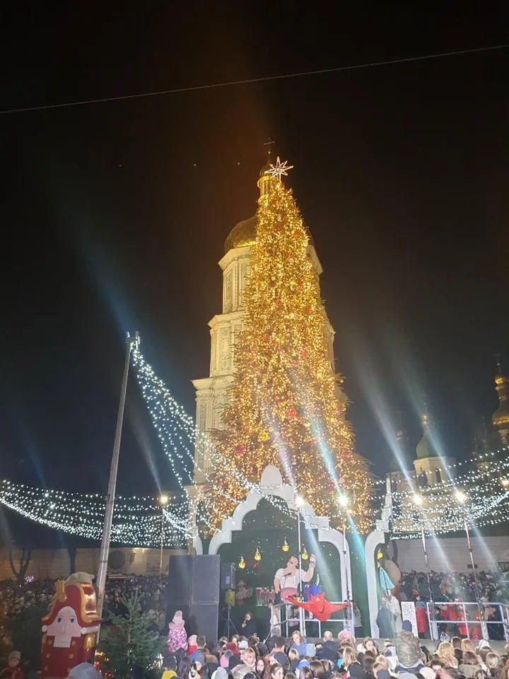 ялинка 2020 ялинка 2020