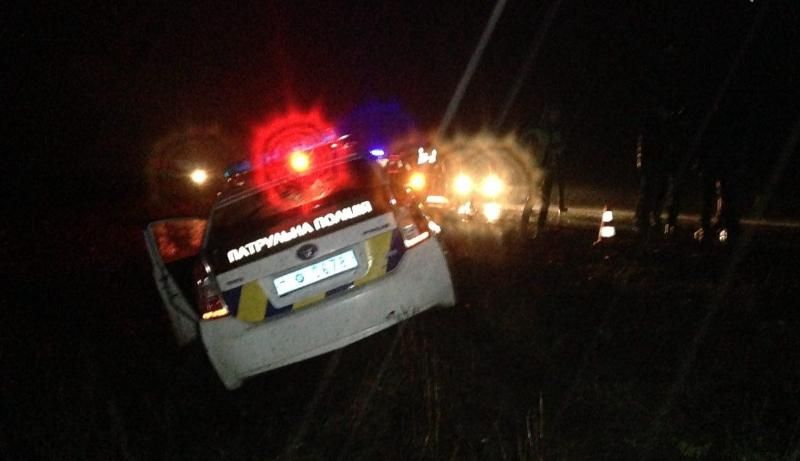 Полиция застрелила злоумышленника, который гранатой угрожал гражданским: фото, видео (18+)
Полиция застрелила злоумышленника, который гранатой угрожал гражданским: фото, видео (18+)