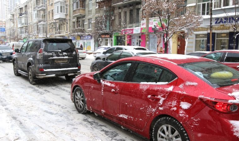 Україну засипає снігом: в "Укравтодорі" зробили заяву - 18 грудня 2017 - Телеканал новин 24