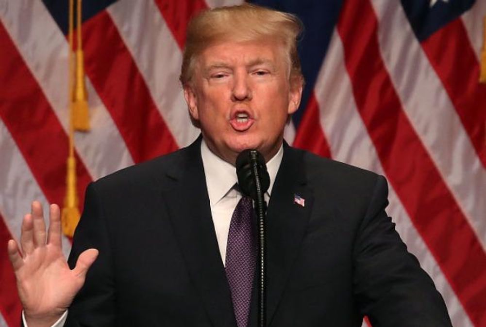 Трамп офіційно визнав небезпеку Росії для США – документ Трамп офіційно визнав небезпеку Росії для США – документ
