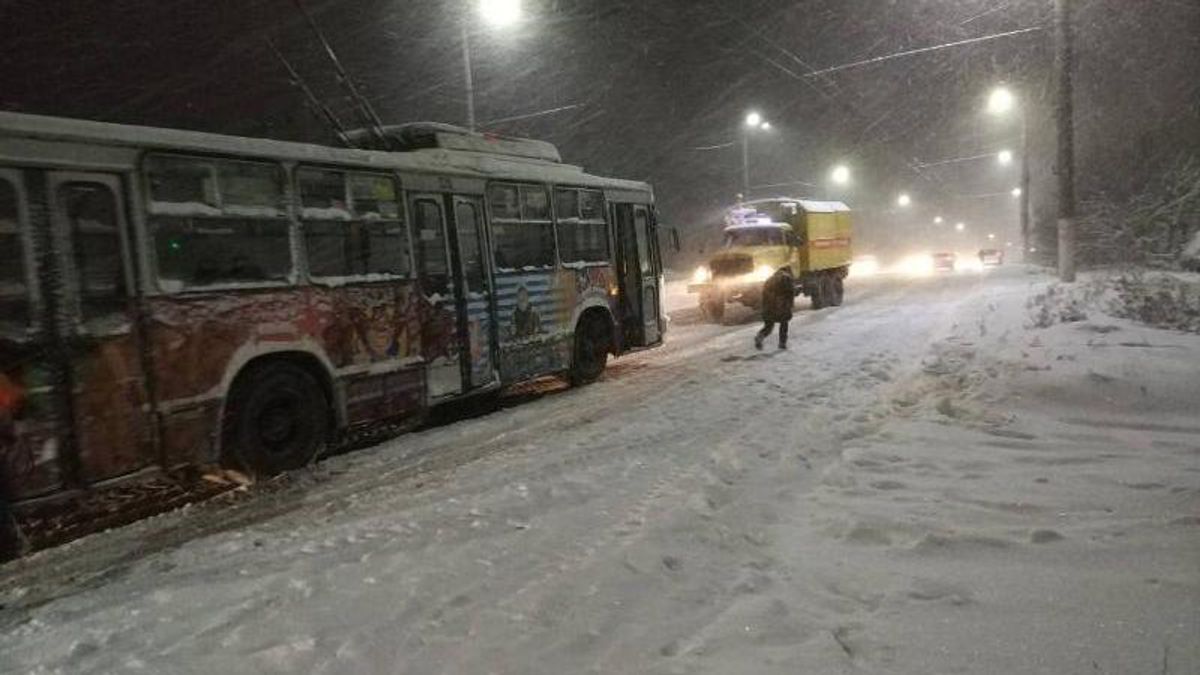 У ДСНС назвали регіони України, що найбільше постраждали від негоди У ДСНС назвали регіони України, що найбільше постраждали від негоди