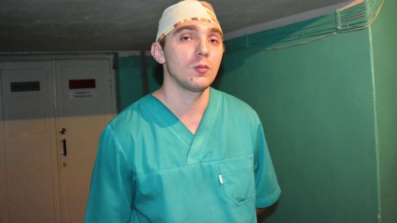 Обстріл Новолуганського: лікар розповів, які поранення отримали потерпілі 