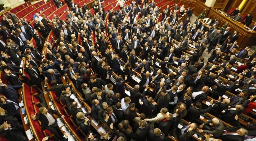 Нардепи, які голосували за "диктаторські" закони 16 січня, зможуть очолювати університети Нардепи, які голосували за "диктаторські" закони 16 січня, зможуть очолювати університети