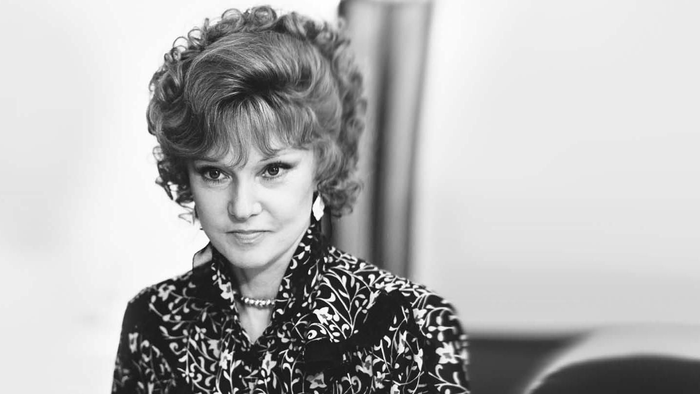 Кернес поставит памятник советской певице на проспекте Независимости в Харькове Кернес поставит памятник советской певице на проспекте Независимости в Харькове