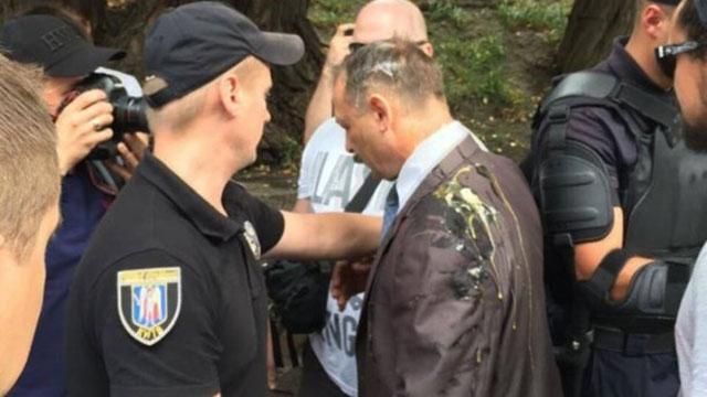Трьом активістам "Автомайдану" оголосили підозру у побитті нардепа