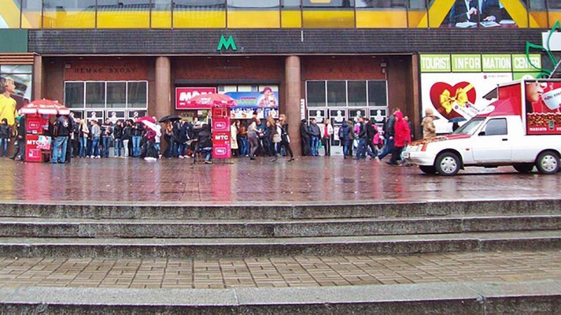 Жорстокий напад на молодь стався у центрі Києва Жорстокий напад на молодь стався у центрі Києва