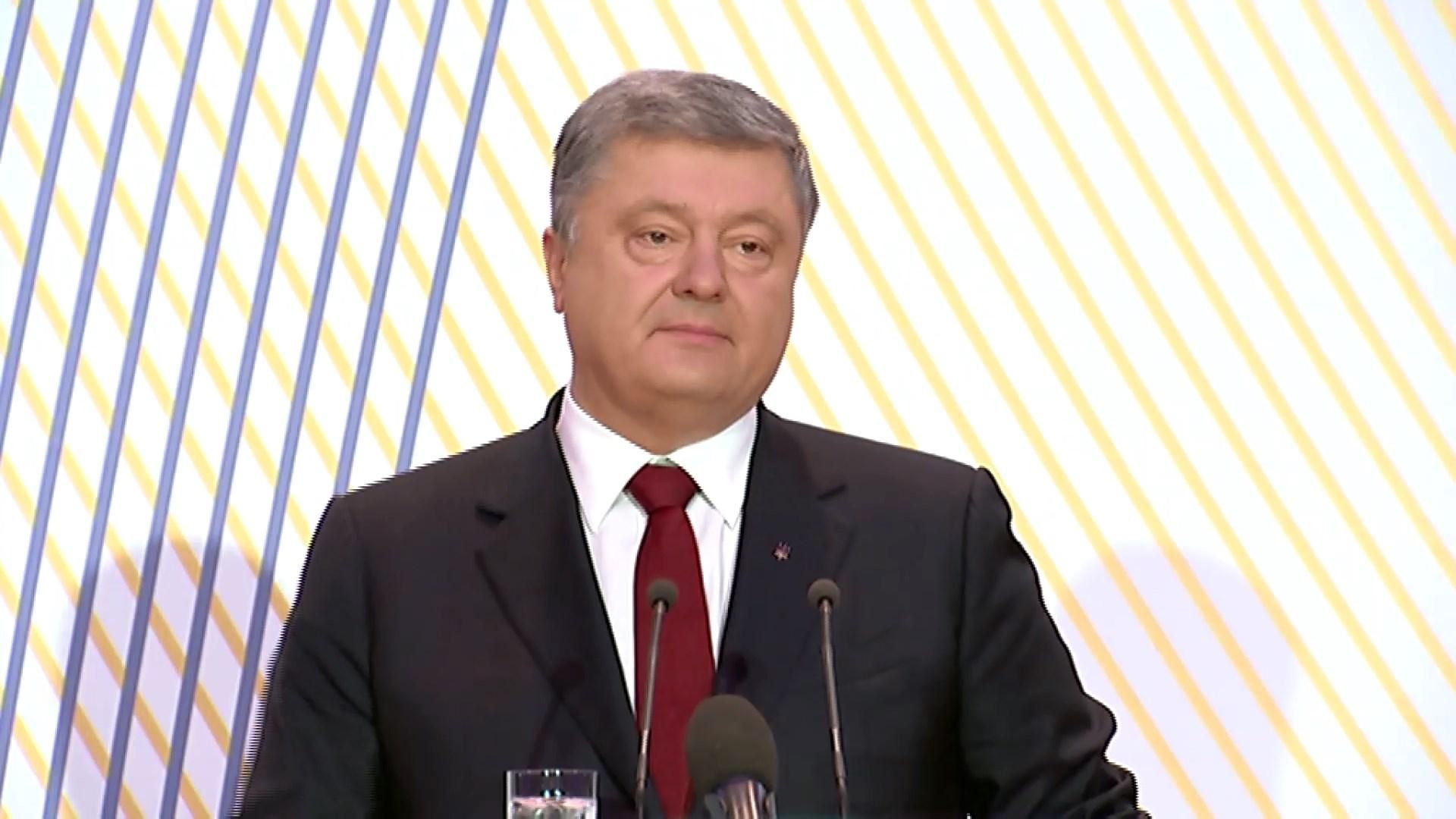 Президент Украины поздравил дипломатов по случаю столетия ведомства
