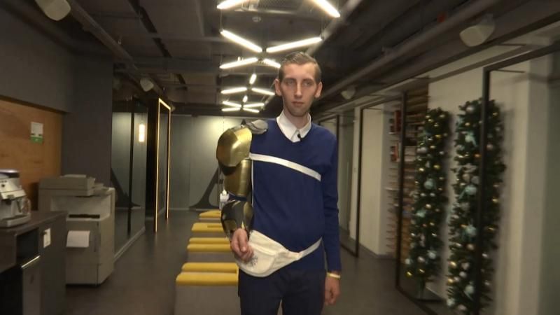 Роботизований екзоскелет українського винахідника переміг на конкурсі Robot Launch 2017
 