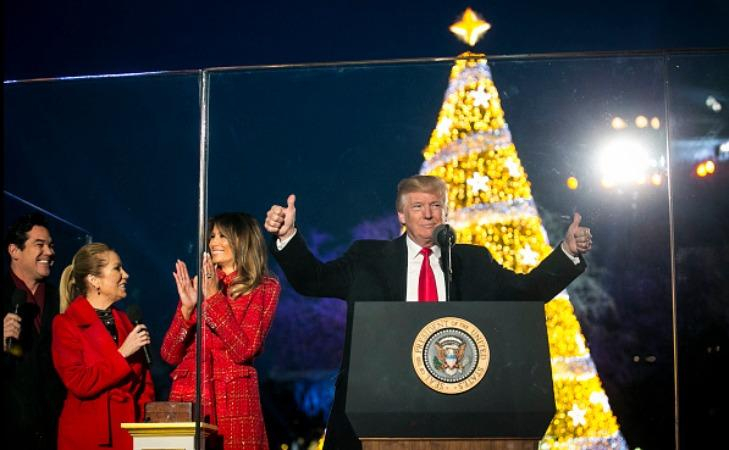 Решение Трампа об оружии Украине – это "праздничный" ответ Путину, – Березовец