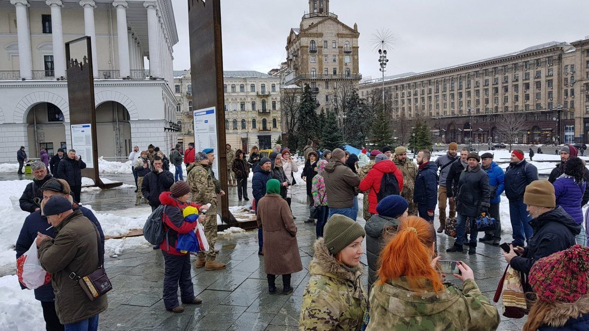 В центре Киева произошла стычка между "Азовом" и участниками акции В центре Киева произошла стычка между "Азовом" и участниками акции