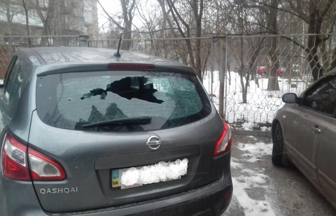 Полицейского, которому в Харькове взорвали авто, обвиняли в изнасиловании, рэкете, бандитизме