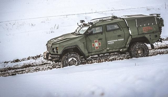 Нацгвардійці випробували нові українські бронеавтомобілі: фото