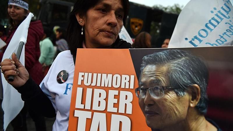 У Перу спалахнули масові протести через екс-президента: з'явились відео