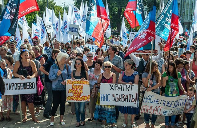 Скільки жителів окупованих територій вважають, що в Україні – громадянська війна: дослідження