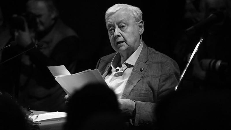 Олега Табакова ввели в кому
