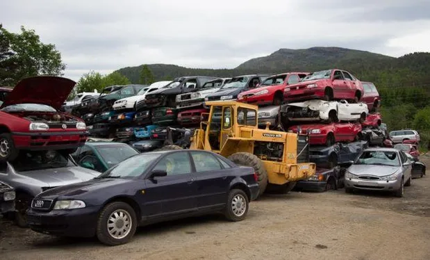 Почему они такие, машины на еврономерах Почему они такие, машины на еврономерах