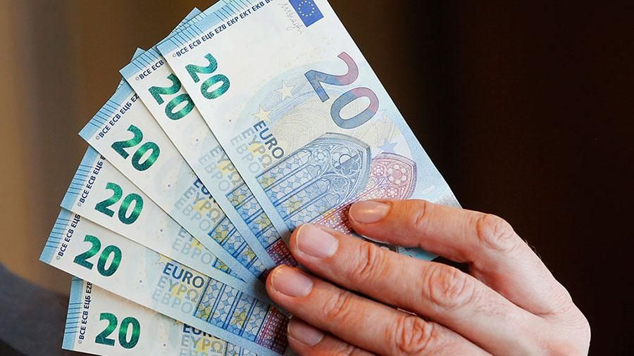 Готівковий курс валют на 28-12-2017: курс долару та євро
