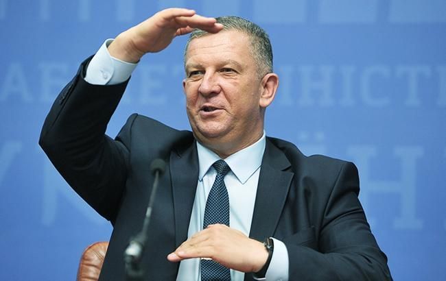 Міністр розповів про ситуацію з роботою в Україні після введення безвізу з ЄС Міністр розповів про ситуацію з роботою в Україні після введення безвізу з ЄС