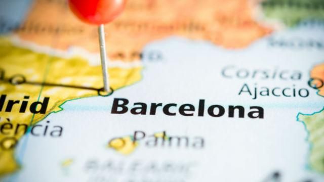 Поглузувати над сепаратистами, або Як Барселона із Каталонією "розлучається"