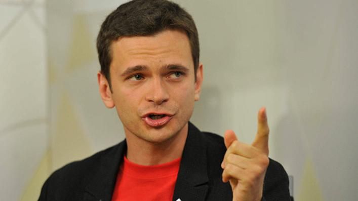 Поліція Росії затримала опозиціонера Яшина Поліція Росії затримала опозиціонера Яшина