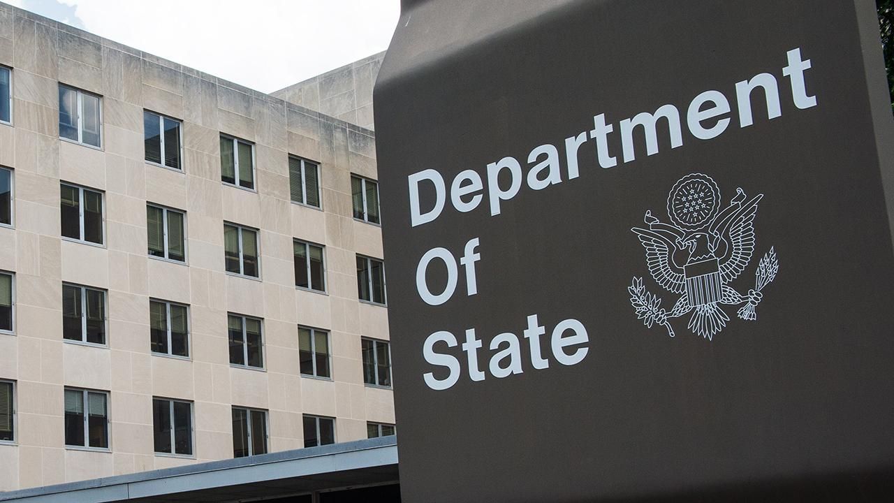 Росія, яка розпочала війну на Донбасі, повинна припинити цей конфлікт, – Держдеп США Росія, яка розпочала війну на Донбасі, повинна припинити цей конфлікт, – Держдеп США