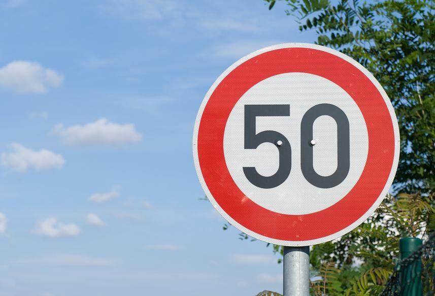 Правила дорожного движения 2018 с 1 января - скорость до 50 км