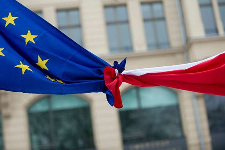 У Польщі готуються до "дипломатичного наступу", щоб відмовити ЄС від санкцій