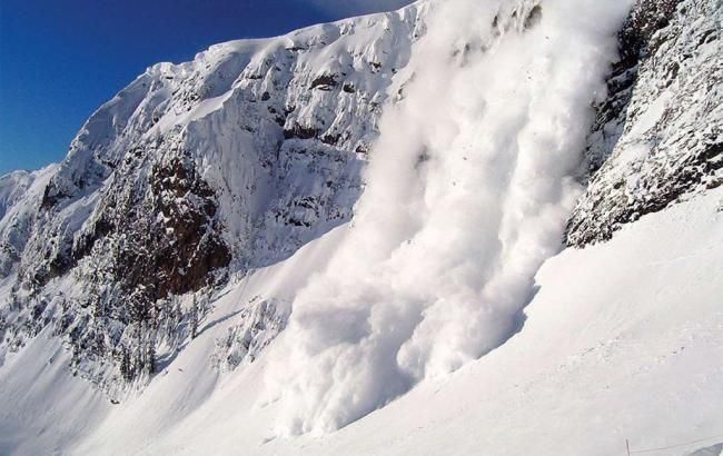 Спасатели предупредили о возможном сходе лавин на Франковщине и Закарпатье