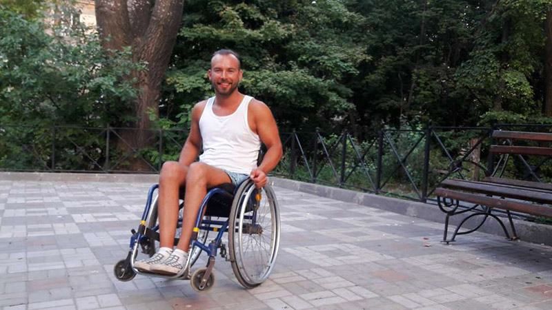 Автостопом на коляске: украинец рассказал про увлекательное путешествие
