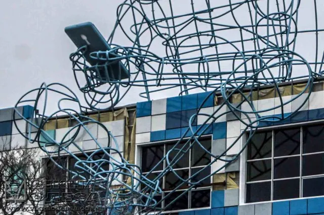 Янгол зі смартфоном в Одесі Янгол зі смартфоном в Одесі