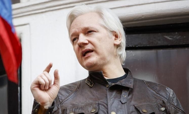 Основатель WikiLeaks Джулиан Ассанж опубликовал странный код: в сети уже расшифровывают