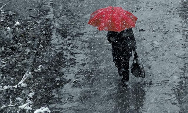 Погода на 4 січня в Україні: сніг із дощем та весняне тепло