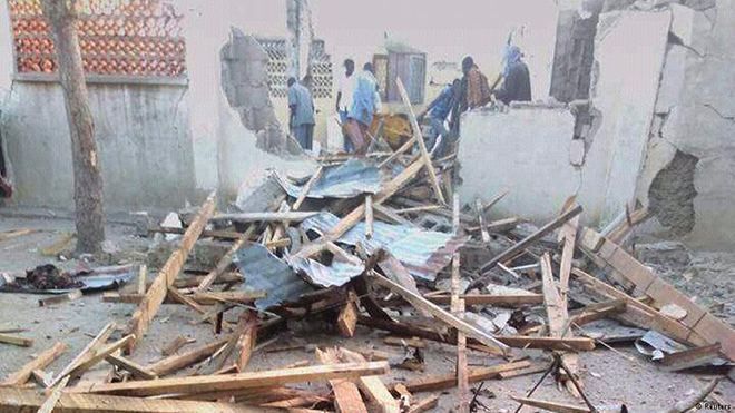 В Нигерии террорист подорвал себя в мечети