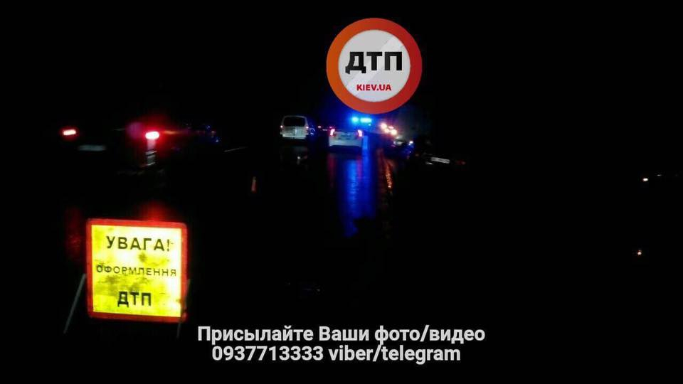 Вылетела на встречную и погибла: под Киевом произошла смертельное авария